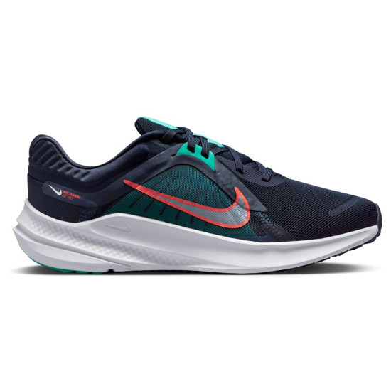 Nike Quest 5 W